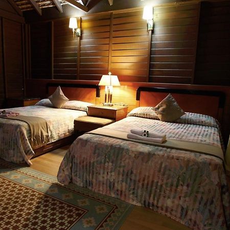 The Manor Beach Resort Besut Kampung Kuala Besut Exterior photo
