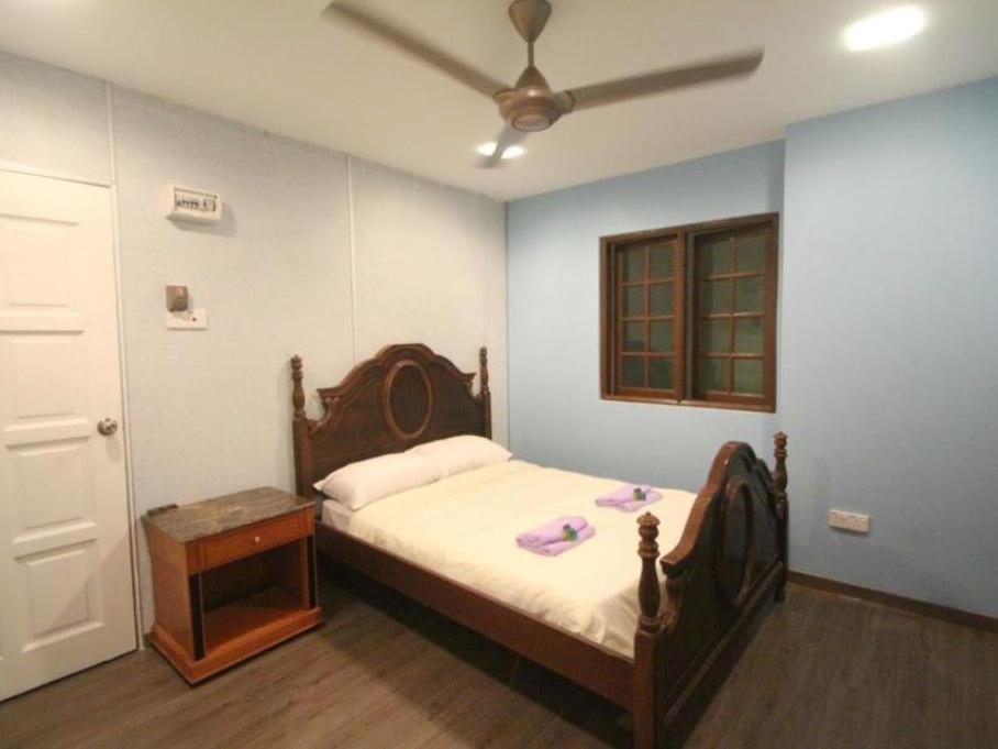 The Manor Beach Resort Besut Kampung Kuala Besut Exterior photo